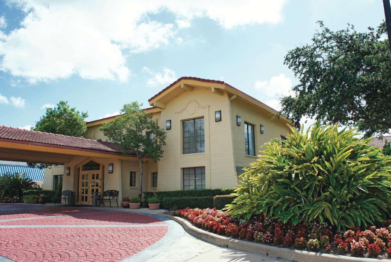 Baymont By Wyndham Houston La Porte Luaran gambar