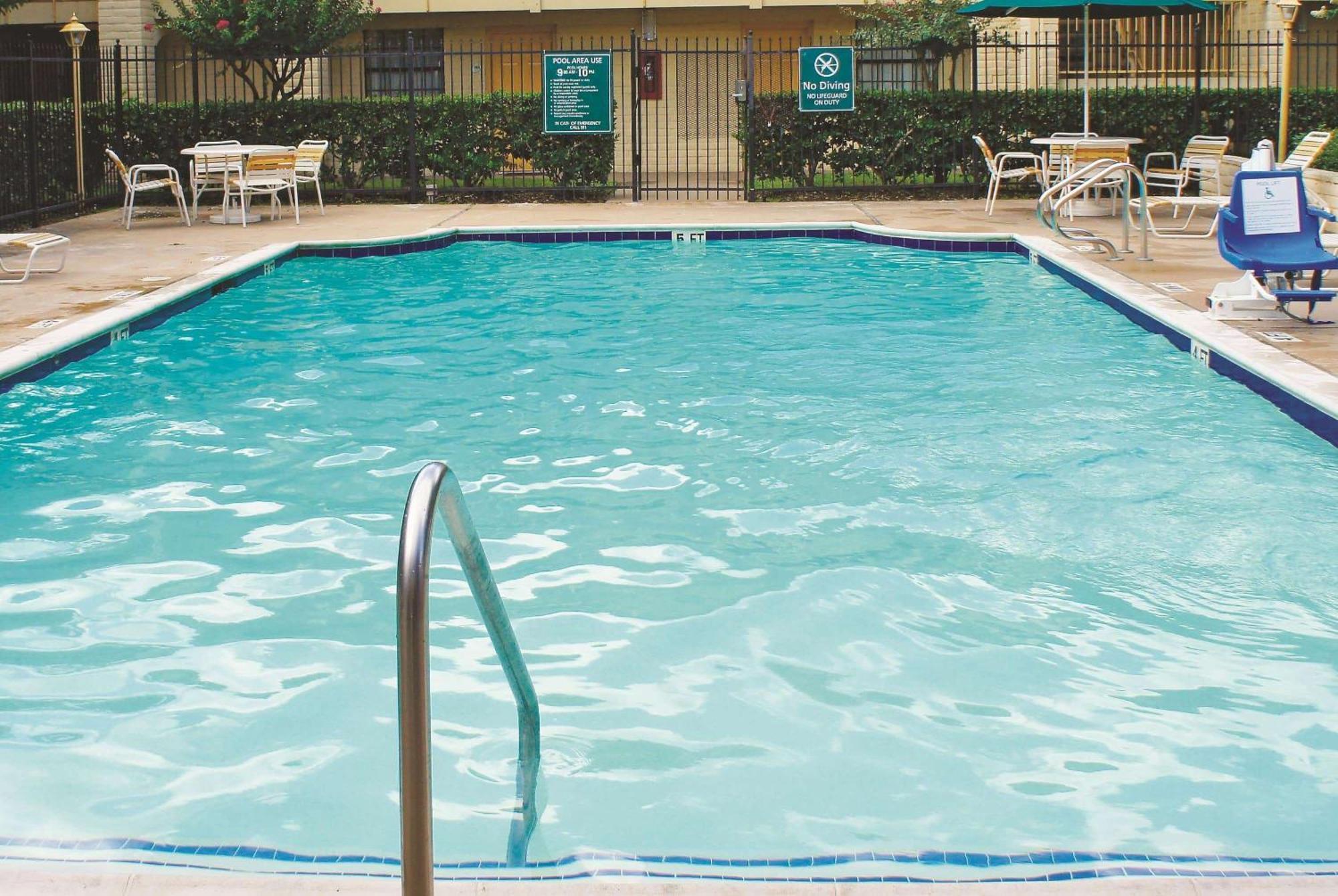 Baymont By Wyndham Houston La Porte Luaran gambar